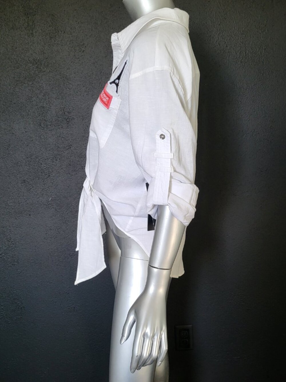 NWT~$90~KARL LAGERFELD~SZ M~WHITE ROLL TAB SLEEVE SHIRT TOP BLOUSE PARIS LOGO - Picture 12 of 16